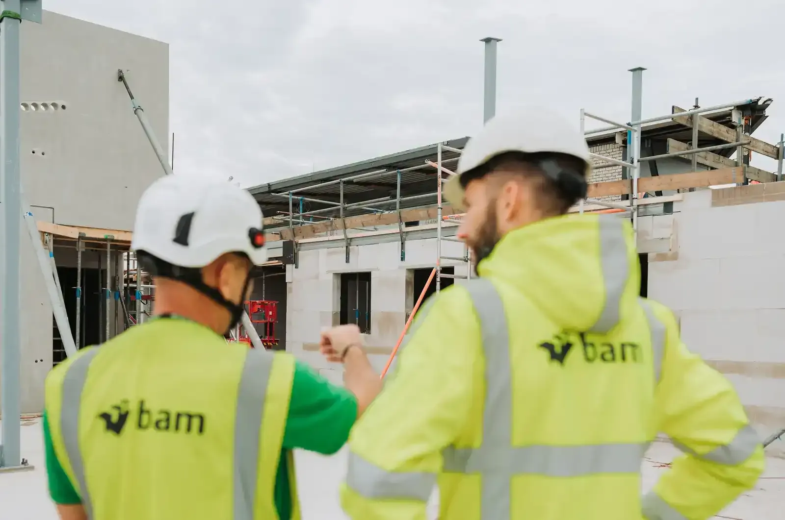 Heijmans versus BAM: welke bouwer verdient de voorkeur?