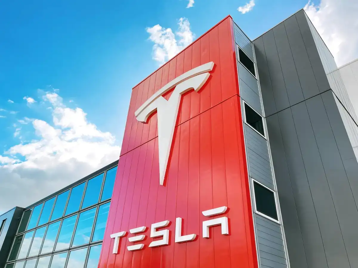Tesla is een mega-cap en een mega-belofte